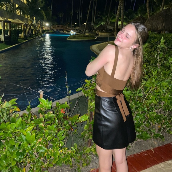 Brown Rock Rags worn once tank Tie waist crop top. Size Small. Vacation Beach S - Picture 5 of 6